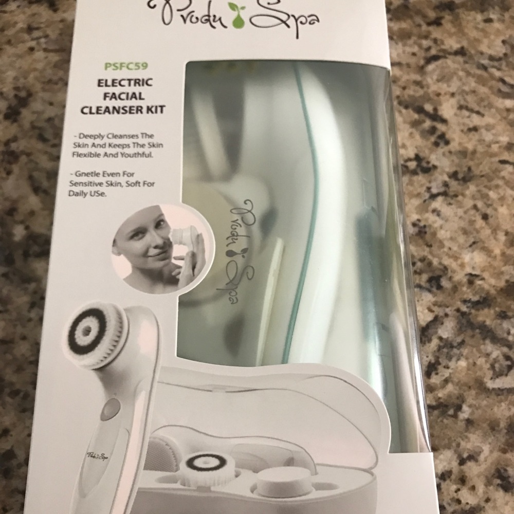 Electri facial cleanser kit